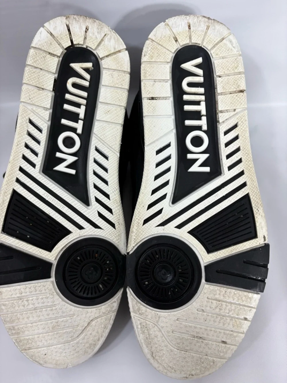 1 to 1Louis Vuitton Black and White Monogram Athletic Sneakers - Picture 6 of 6